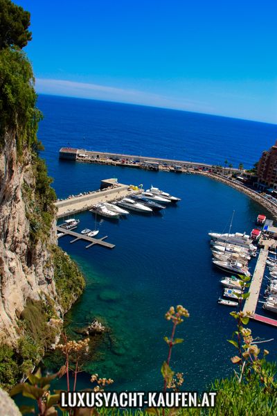 Luxusyacht chartern | GLAMOURÖSER Urlaub?